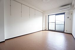 エムズビル 203 2階1Kのリビング/ダイニング