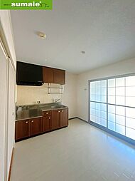 カンファーツリービュー 1階3DKのリビング/ダイニング