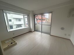 ＮＳ・ＣＯＵＲＴ 2階ワンルームのリビング/ダイニング