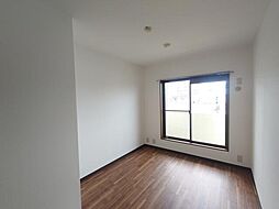 春花園五番館 1階4LDKのリビング/ダイニング