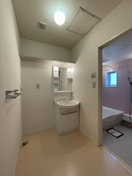 apartment 宮城県登米市迫町佐沼字梅ノ木５丁目3-17
迫町佐沼の賃貸情報を見る
物件地図