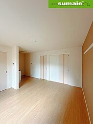 アジャートくろだ 1階ワンルームのリビング/ダイニング