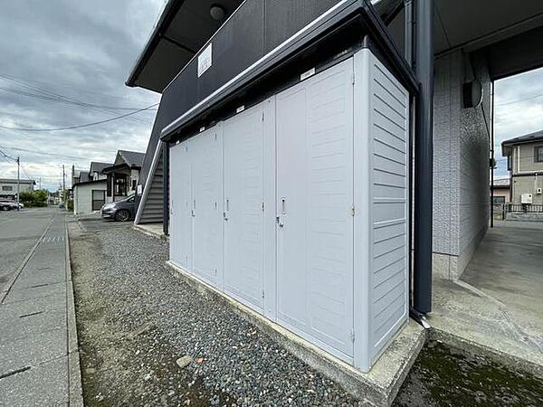 apartment 岩手県胆沢郡金ケ崎町西根町裏6-8
西根の賃貸情報を見る
物件地図