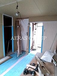 フラット大久保 1階1Kのリビング/ダイニング