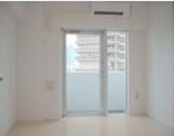 メインステージ千代田岩本町コモデ 5階1Kのリビング/ダイニング