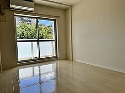 プレジール 4階1Kのリビング/ダイニング