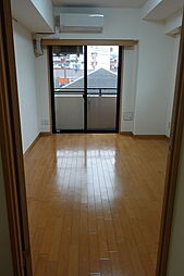 ザ・レジデンス行徳III 3階1Kのリビング/ダイニング