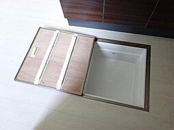 プレシャス 3階1LDKのリビング/ダイニング