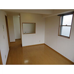 プレデパルク3 4階1LDKのリビング/ダイニング