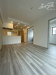 ルフォンプログレ南森町 8階2LDKのリビング/ダイニング