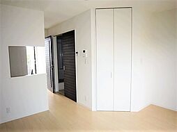 ルシェル 102 1階1Kのリビング/ダイニング