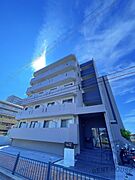 日根野駅より徒歩4分 築18年3ヶ月 5階建の賃貸物件