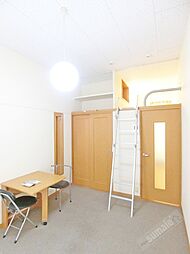 レオパレスコスモーＳ 1階1Kのリビング/ダイニング