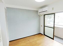 ロワレール横浜西壱番館 4階ワンルームのリビング/ダイニング