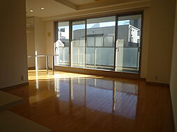 オークウッドハウス 301