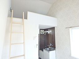 ブルーポイント 203 2階1Kのリビング/ダイニング