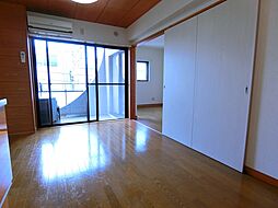 ガーデンコート碌山 3階3DKのリビング/ダイニング