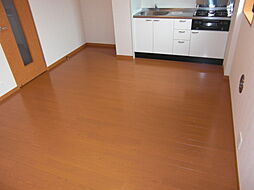 インパレス 201 2階1LDKのリビング/ダイニング