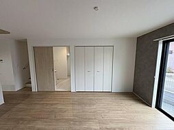 Ｓｕｍａｉｔｏ船橋市三山04 4LDKのリビング/ダイニング