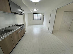 スカイヒルズ中野弥生町 303 3階2LDKのリビング/ダイニング