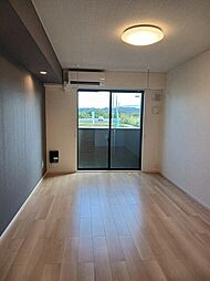 JR五日市線 武蔵引田駅 徒歩5分の賃貸アパート 1階1Kのリビング/ダイニング