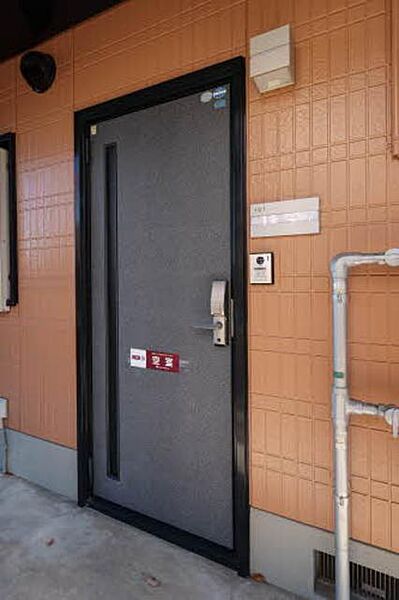 画像6:玄関ドア