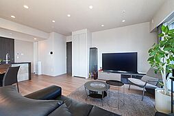 ブリリアタワー浜離宮 21階2LDKのリビング/ダイニング