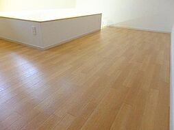 ウエストヒルパーシモン 2階ワンルームのリビング/ダイニング