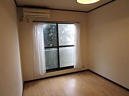 グリーンヒル西村 205 2階1Kのリビング/ダイニング