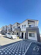 ファミリア 2階 築17年6ヶ月の賃貸物件