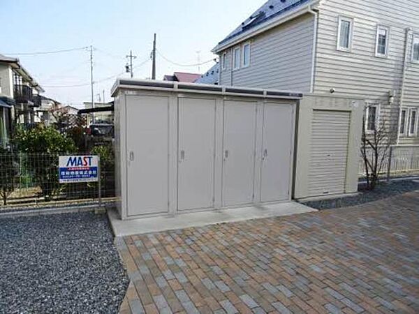 apartment 宮城県東松島市矢本字蜂谷浦13-3
矢本の賃貸情報を見る
物件地図