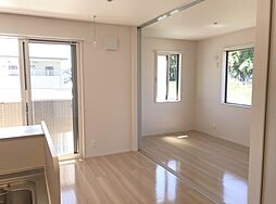 グランウェル 3階1LDKのリビング/ダイニング