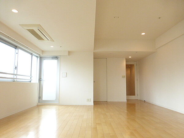 パークルージュ赤坂檜町 1302 東京都港区赤坂７丁目 賃貸マンション1ldk 13階 87 68 株式会社ユウキ ホーム 麻布十番サテライト店 の詳細情報 賃貸スタイル 物件id213050249717