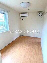 ピソ・ティエランジュ大塚 1階ワンルームのリビング/ダイニング