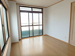 メゾンメモリー 3階2DKのリビング/ダイニング