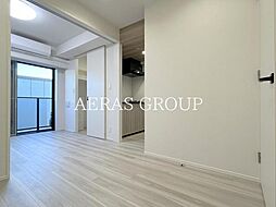 ブリックレジデンス南青山 202 2階1DKのリビング/ダイニング