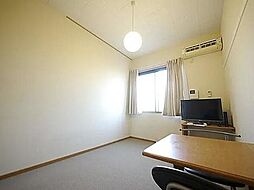 レオパレス猫座(28757) 203 2階1Kのリビング/ダイニング