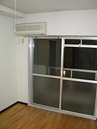 グランドハイツＣ棟 1階2DKのリビング/ダイニング