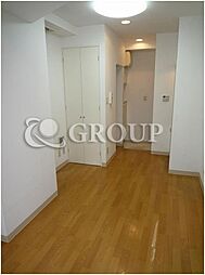 ロイヤルガーデンII 3階ワンルームのリビング/ダイニング