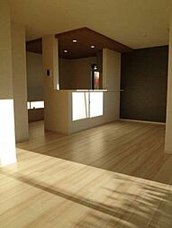 Kolet船橋三咲 1階4LDKのリビング/ダイニング