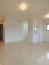 グランシェクル浜寺公園 301 3階1LDKのリビング/ダイニング