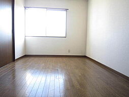 ファミリータウンロイヤル B201 2階2DKのリビング/ダイニング