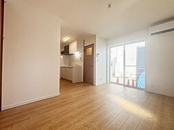 ローズビブレ小山 1階1Kのリビング/ダイニング