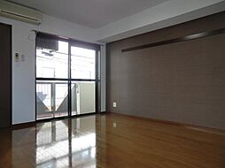 ヴェルファーレ彩 2階1Kのリビング/ダイニング