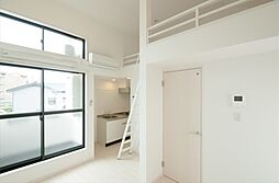 Spring Coast 1階ワンルームのリビング/ダイニング