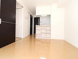 メゾーネ三郷中央 1階1LDKのリビング/ダイニング