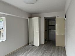 グランラパン 4階ワンルームのリビング/ダイニング