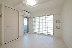 PREMIUM CUBE 新宿中井 3階ワンルームのリビング/ダイニング