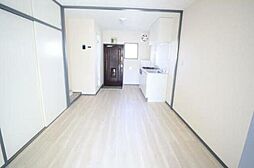 ハックベリーハイツII 304 3階1LDKのリビング/ダイニング