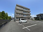 三島二日町駅より徒歩33分 築3年 4階建の賃貸物件